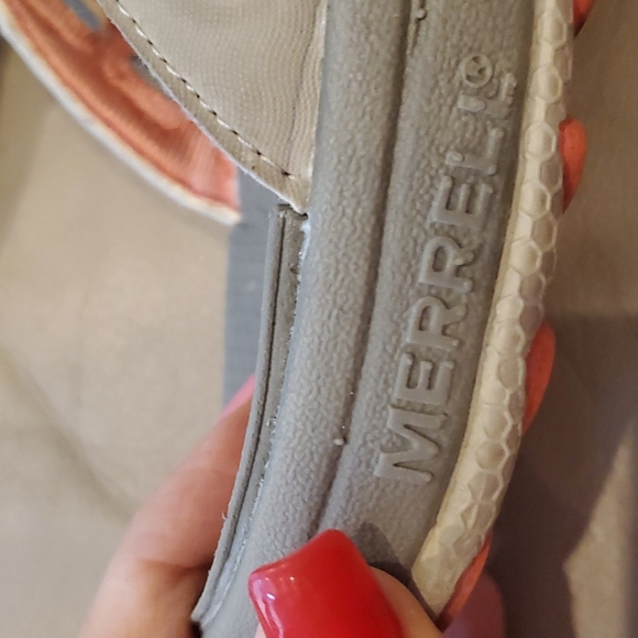 Merrell sandals - Picture 2 of 4